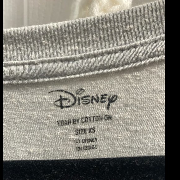 Size women's XS Disney Mickey Mouse and American Flag t-shirt, disney shirt - Picture 3 of 3